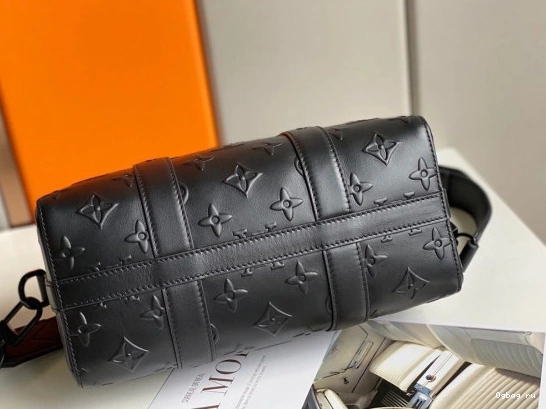 LOUIS VUITTON CITY KEEPALL 0730